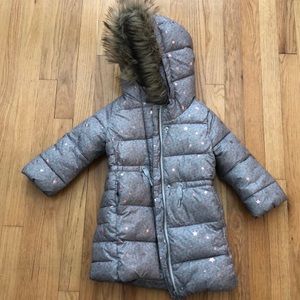 Gap Winter Coat. Size 4 toddler Silver with stars